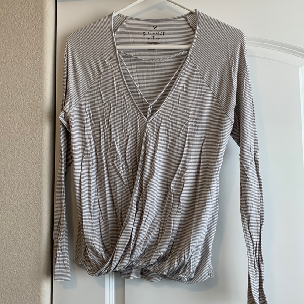American Eagle long sleeve